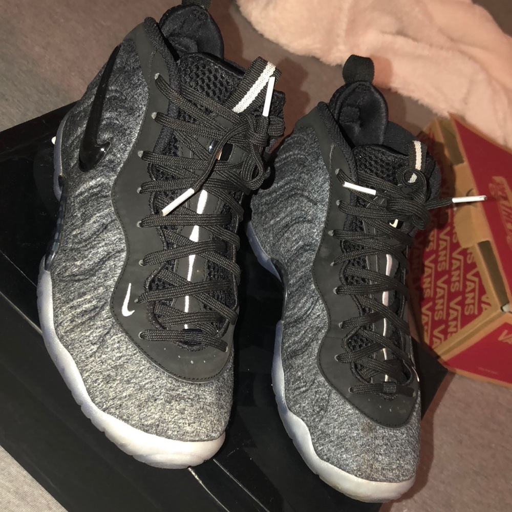 Nike little posite pro